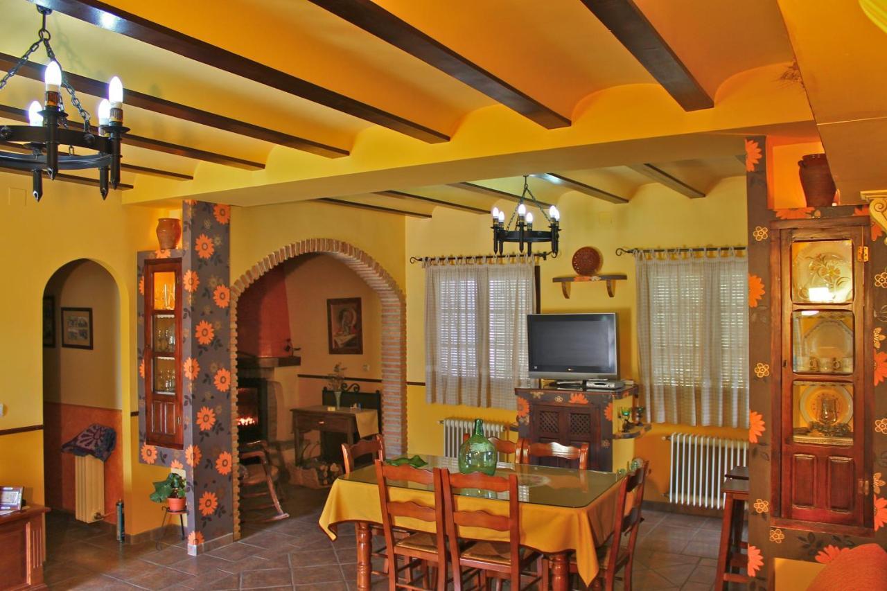 הוילה Carcabuey Casa De La Noria מראה חיצוני תמונה