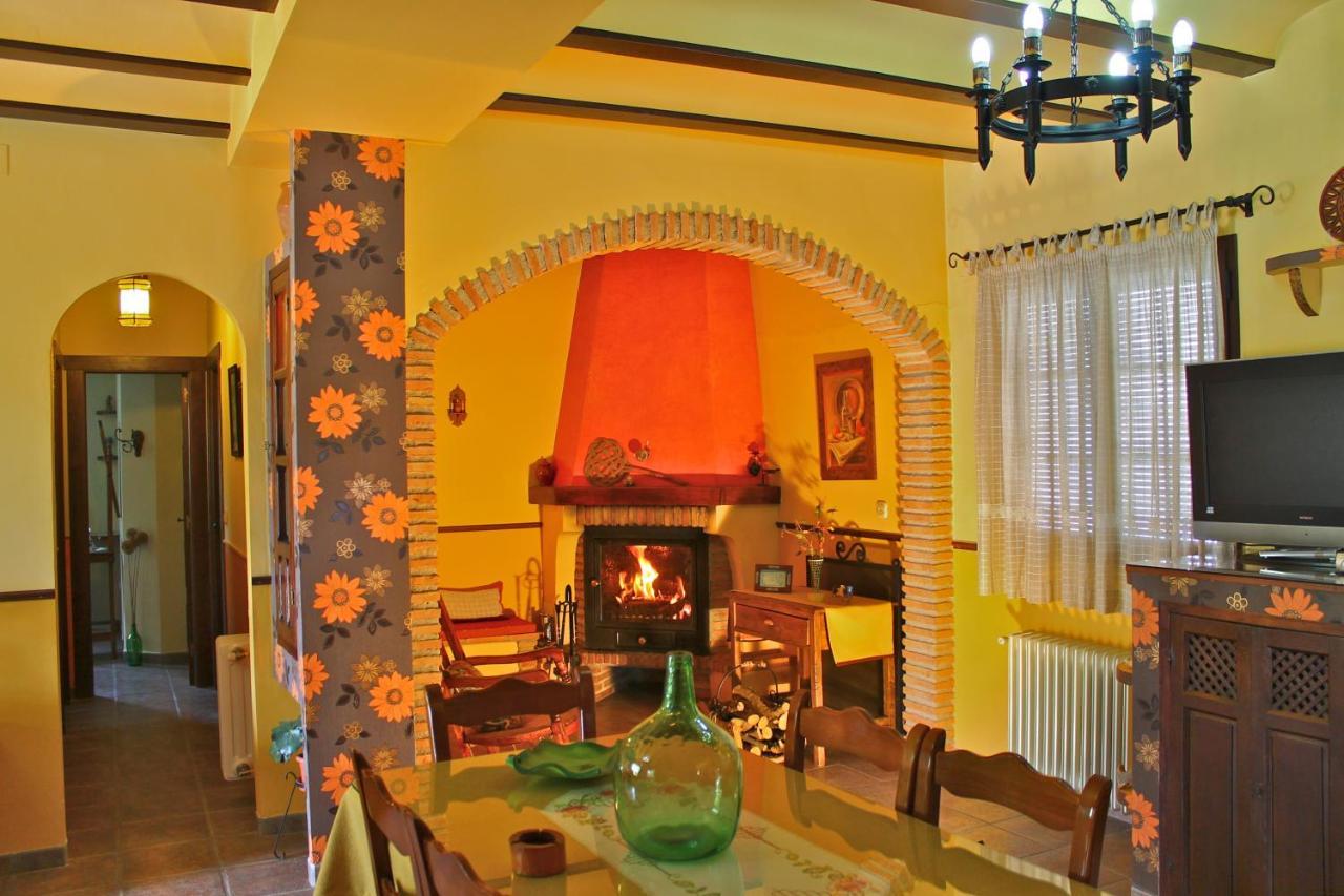 הוילה Carcabuey Casa De La Noria מראה חיצוני תמונה