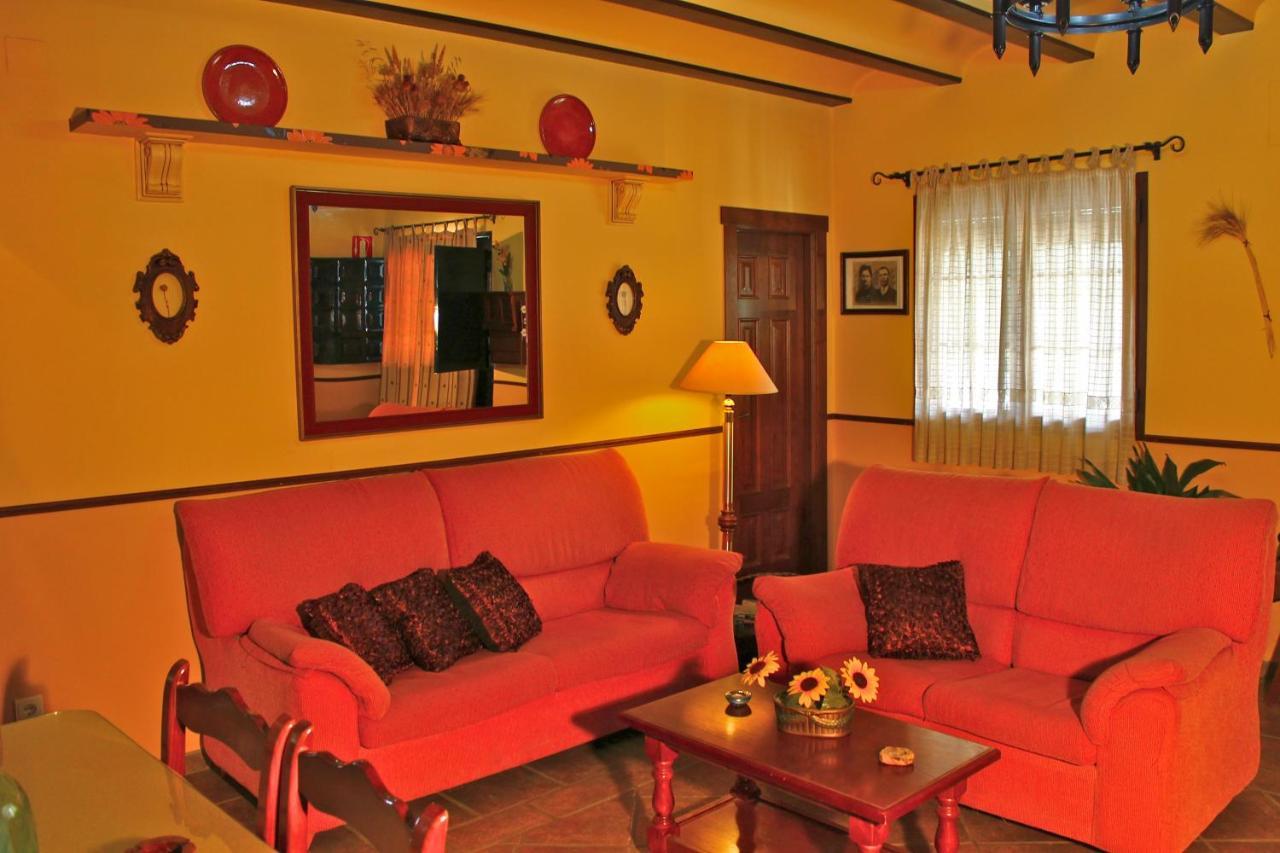 הוילה Carcabuey Casa De La Noria מראה חיצוני תמונה